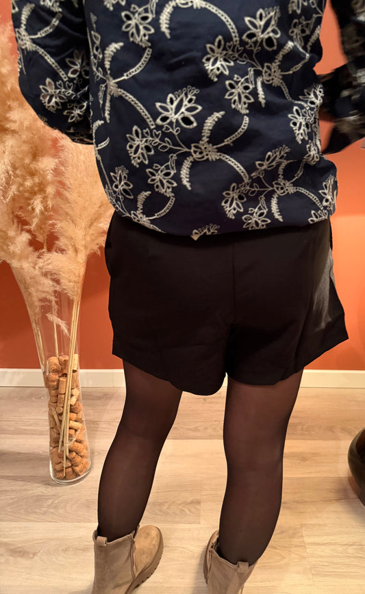 Jupe short Esma 🖤