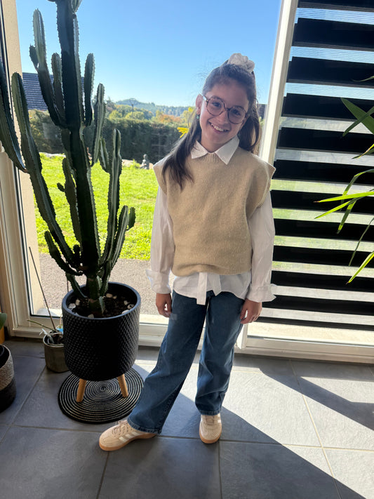 Pull sans manche Émile 👧