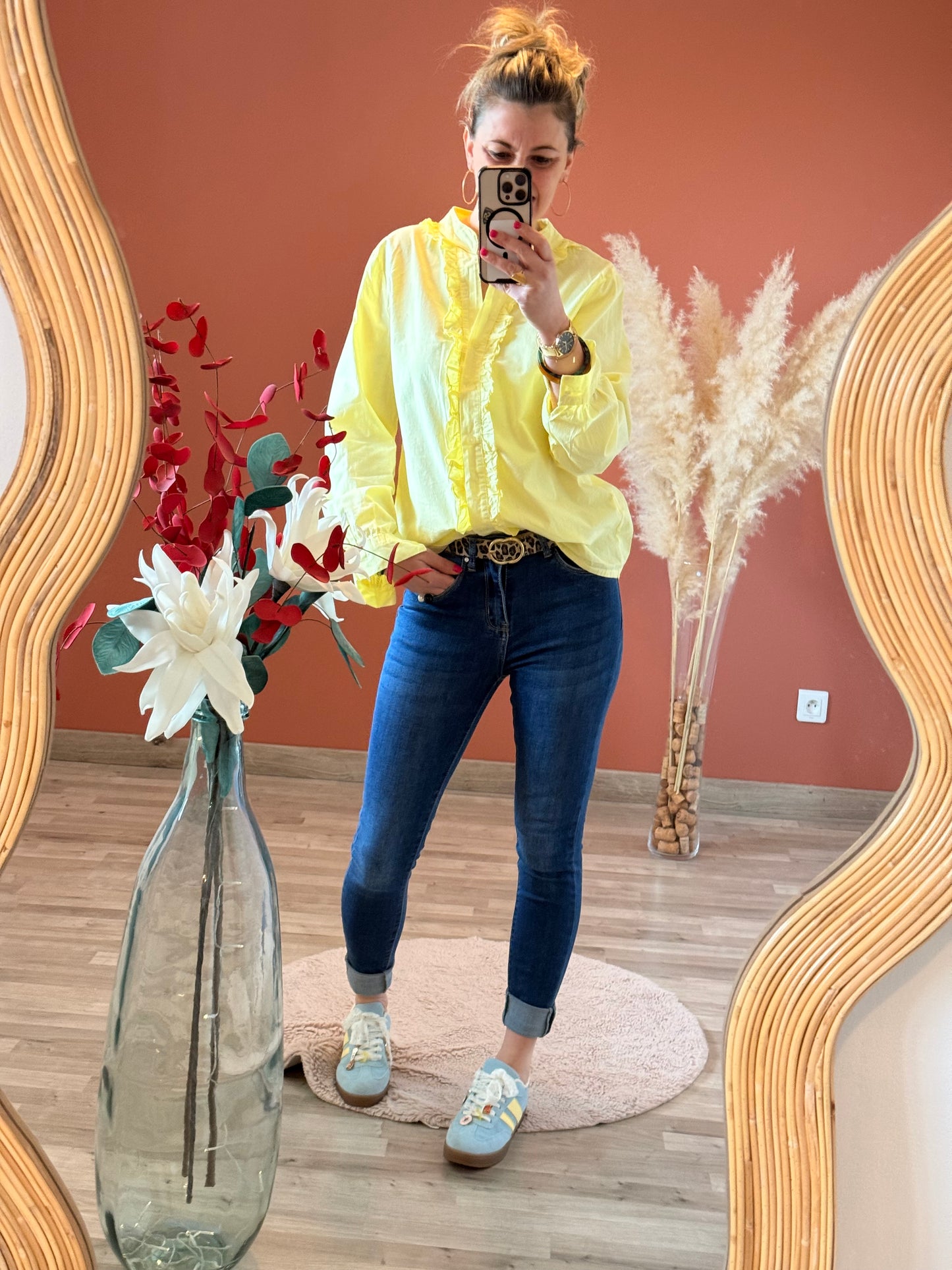 Chemise à volant Laura 💛