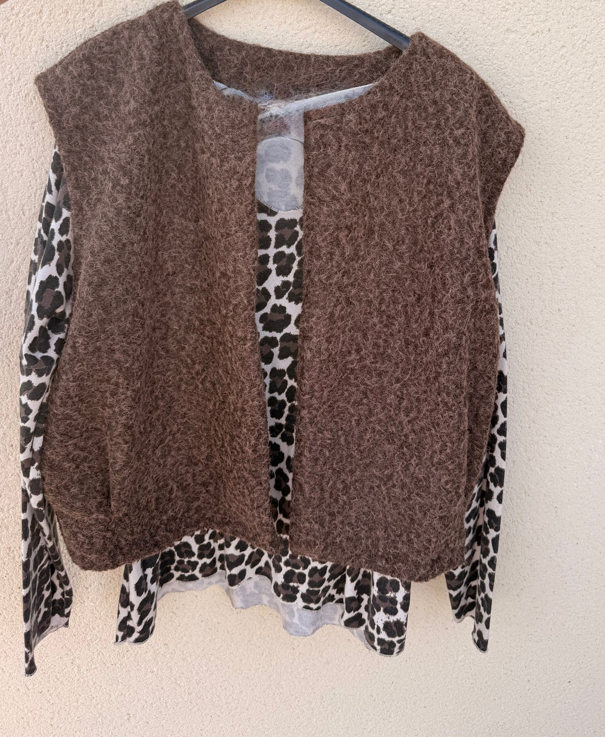 Gilet sans manches pulpeuse