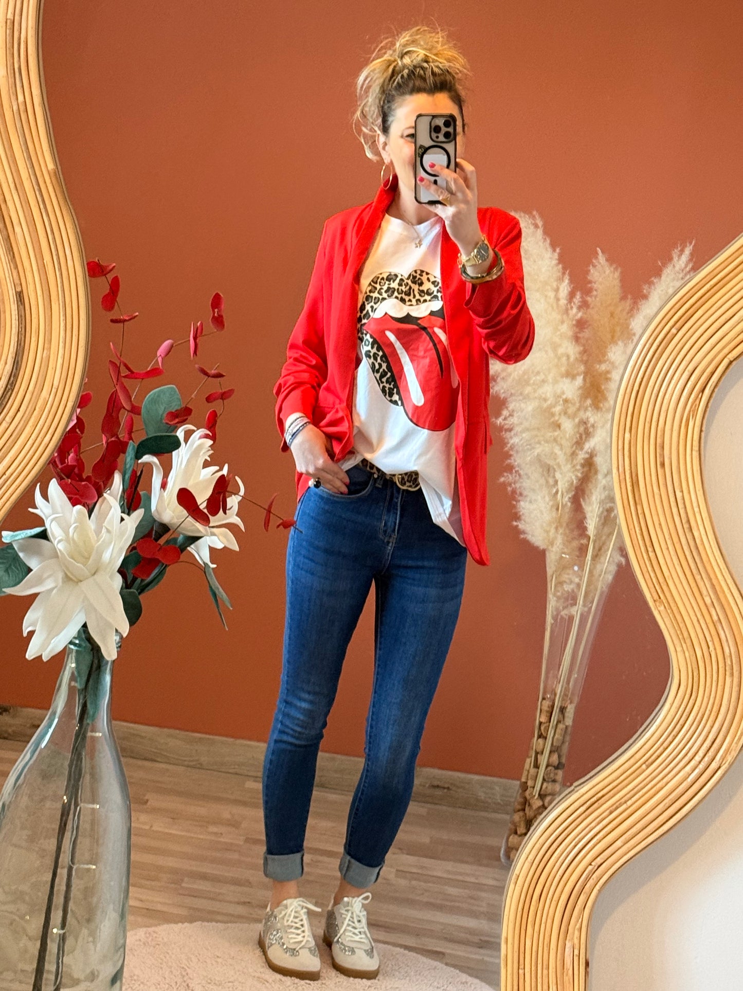 Tee shirt  👄 Nino