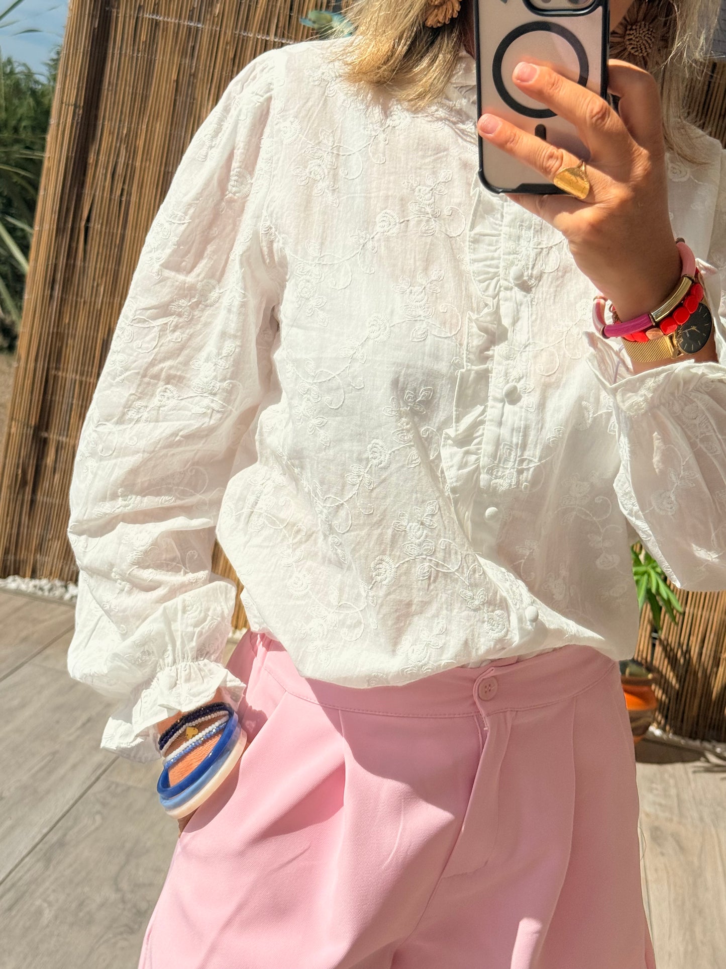 Blouse brodée Pulpeuse