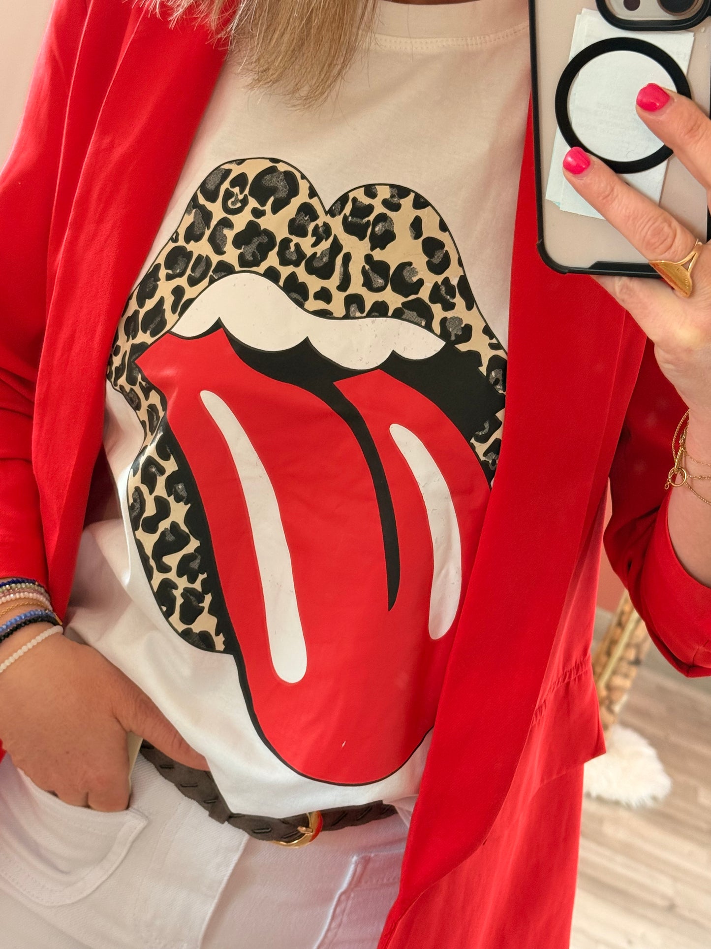 Tee shirt  👄 Nino