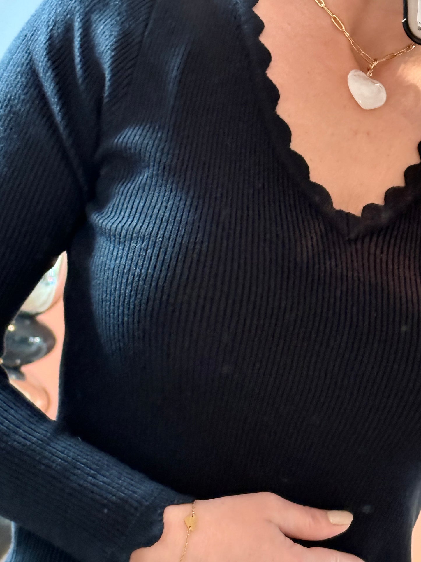 Pull fin noir