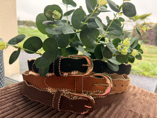 Ceinture cloutée