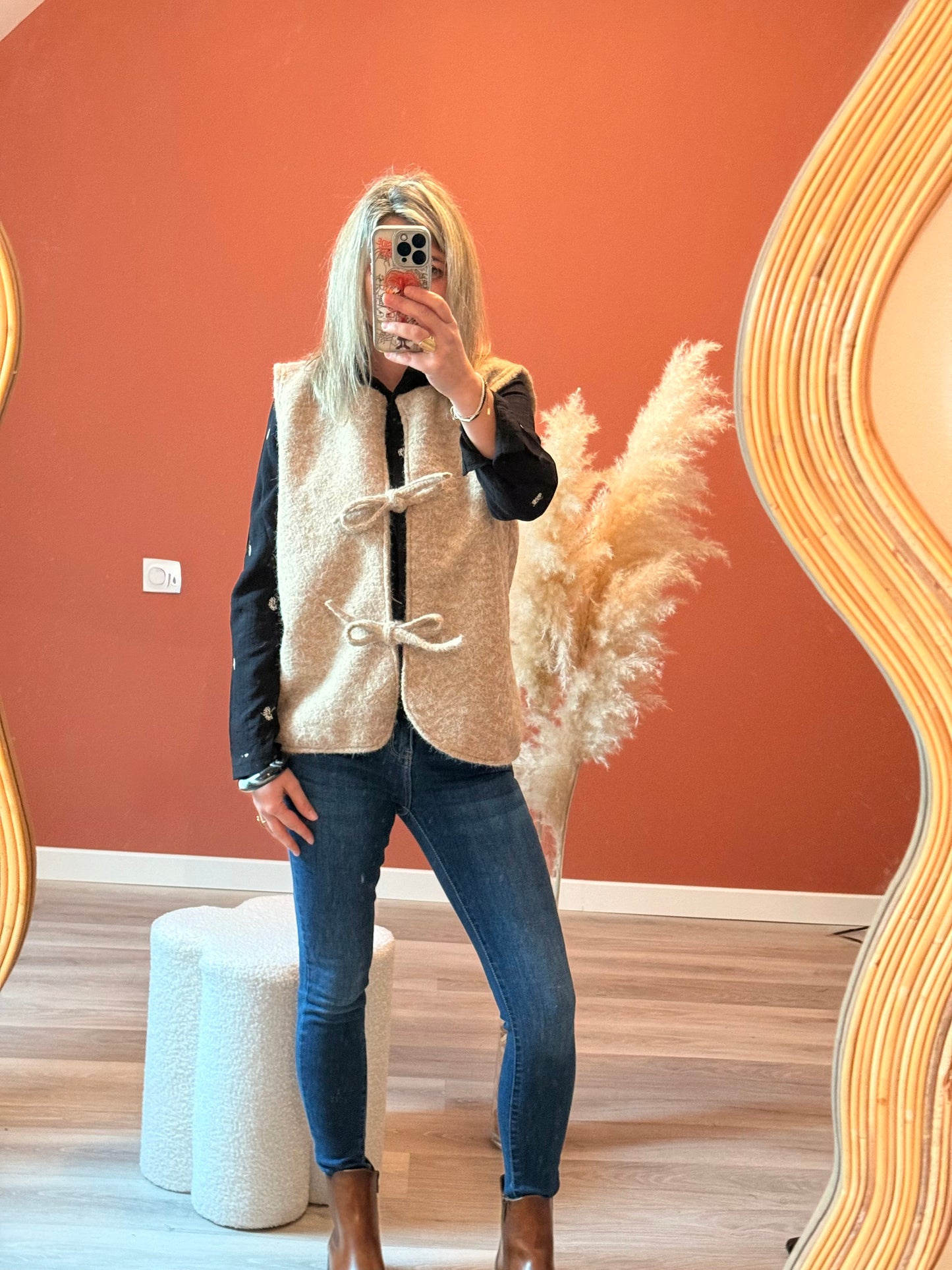 Gilet sans manches à noeud Milla  🪢