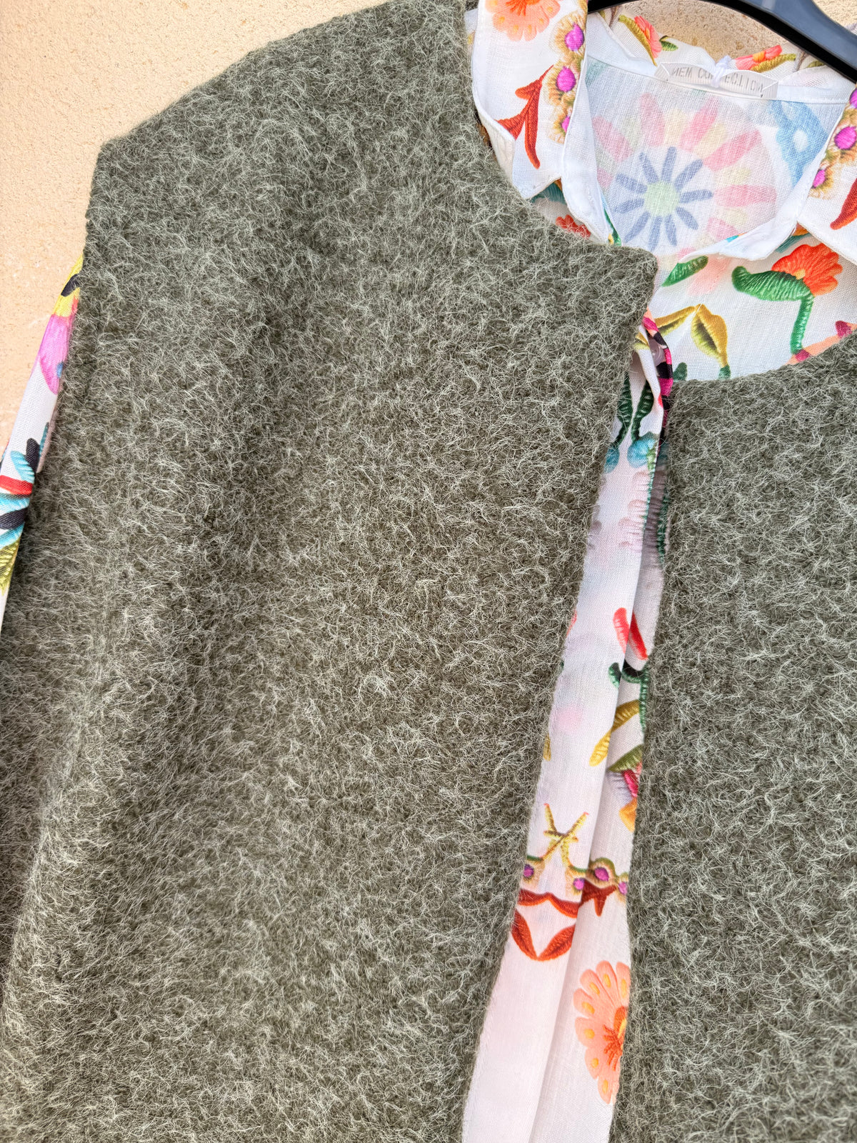 Gilet sans manches pulpeuse