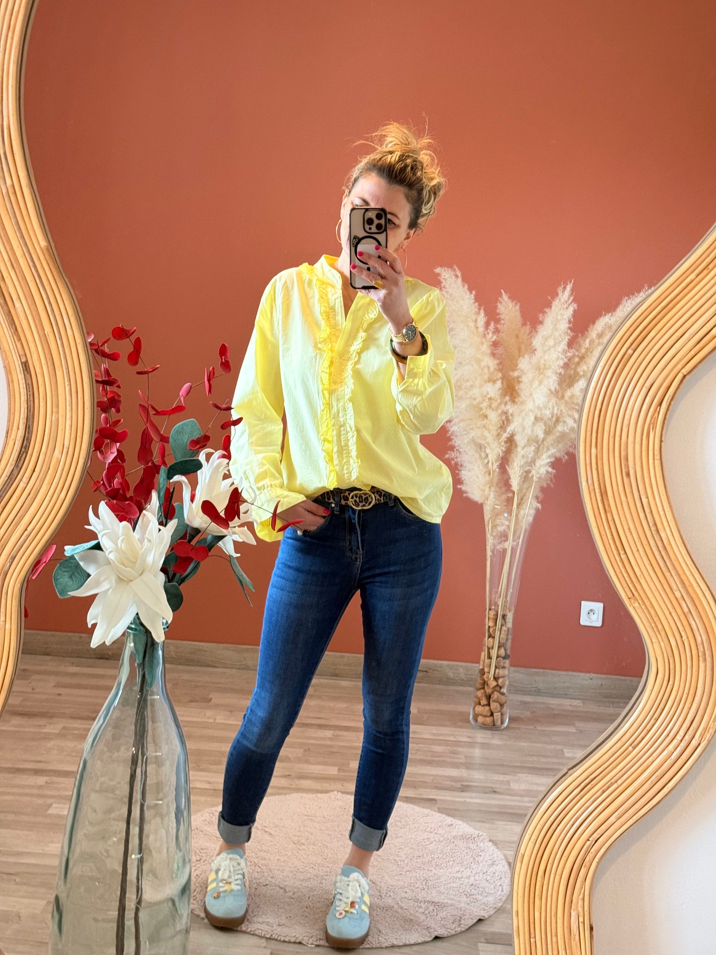 Chemise à volant Laura 💛