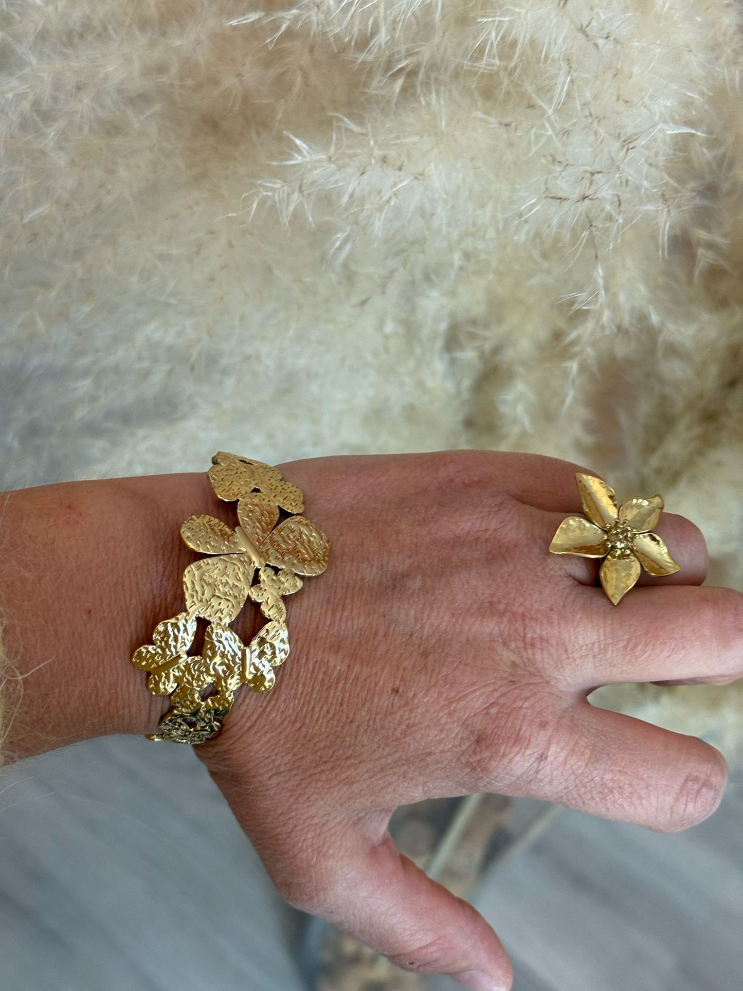 Bracelet Jonc Papillon Doré